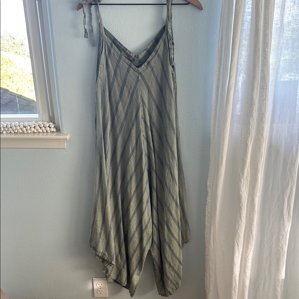 Striped Sleeveless Jumpsuit